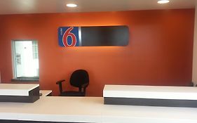 Motel 6 Bell Gardens